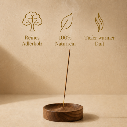 Oud-Räucherstäbchen mit aufsteigendem Rauch